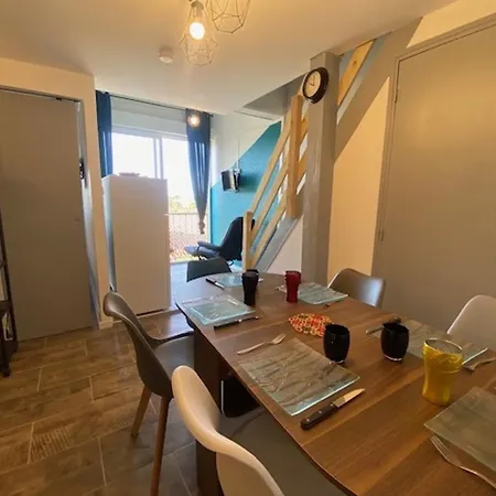 T2 Mezzanine - 5/6 Pers - Piscine & Parking - Saint-pierre-la-mer - Fr-1-795-18 * Fleury (Aude)