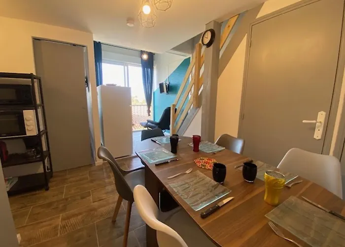 T2 Mezzanine - 5/6 Pers - Piscine & Parking - Saint-pierre-la-mer - Fr-1-795-18 * Fleury (Aude)